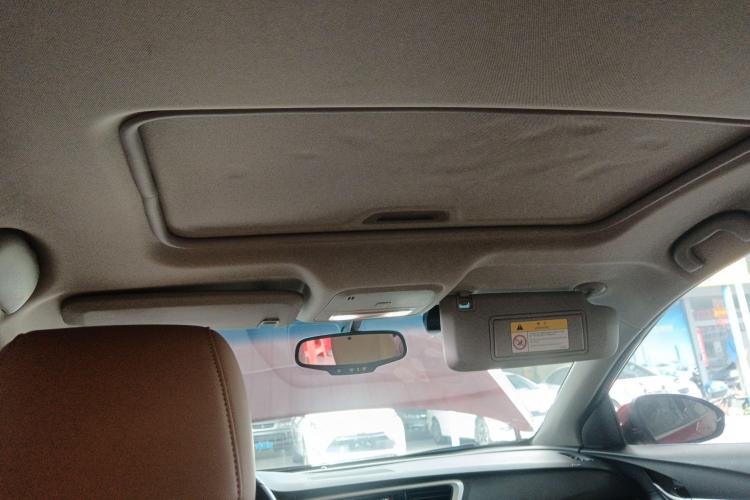 别克 英朗 2019款 18T 自动互联旗舰型 国V中控内饰22