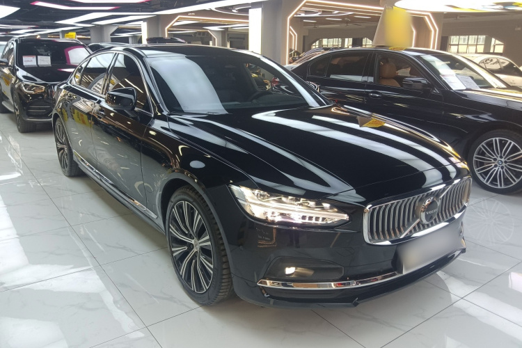 沃尔沃S90 2024款 B5 智雅豪华版车身外观3