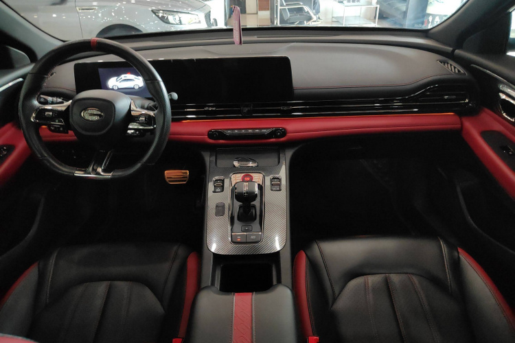 广汽传祺 影豹 2023款 270T DCT J15版中控内饰7005