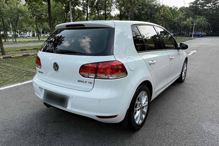 大众 高尔夫 2012款 1.4TSI 自动舒适型车身外观6006