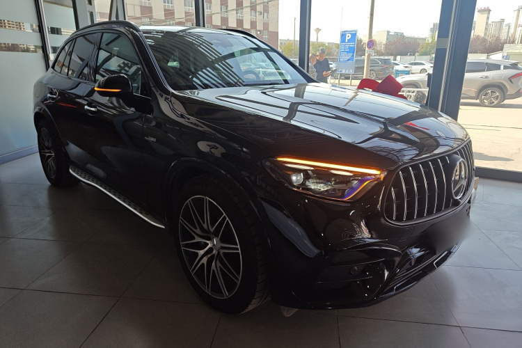 奔驰GLC AMG 2024款 AMG GLC 43 4MATIC车身外观3