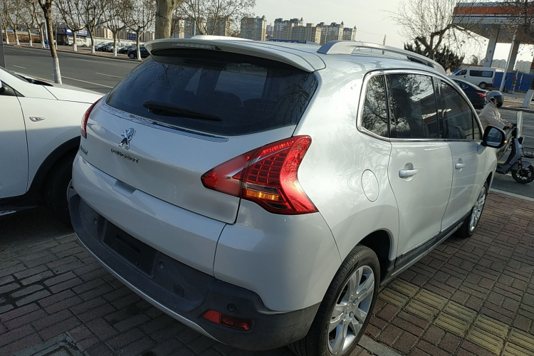 标致3008 2015款 1.6THP 自动经典版车身外观7