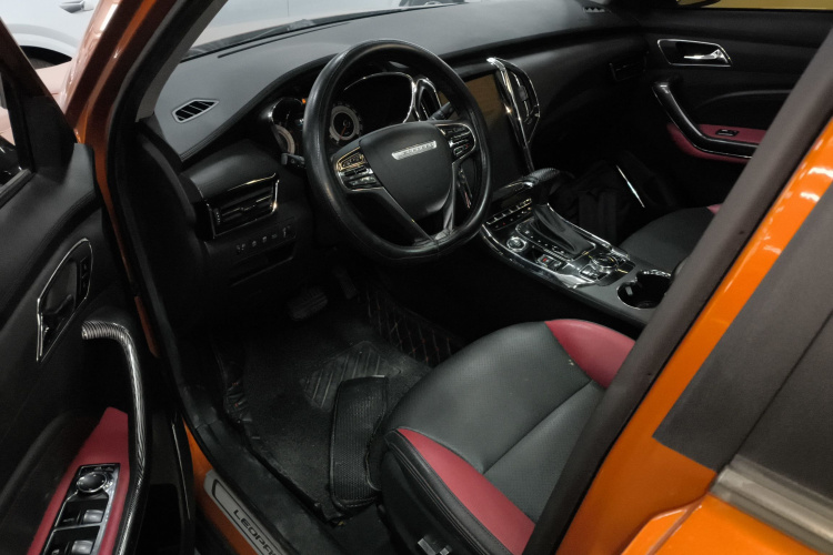 猎豹汽车 猎豹CS9 2017款 1.5L CVT精英型中控内饰20