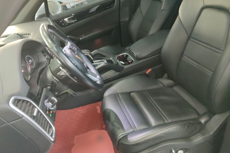 保时捷 2018款 Cayenne 3.0T中控内饰19