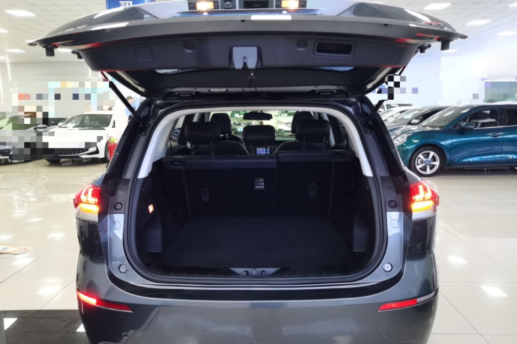 长安欧尚X7 2021款 1.5T 手动豪华型机舱底盘23