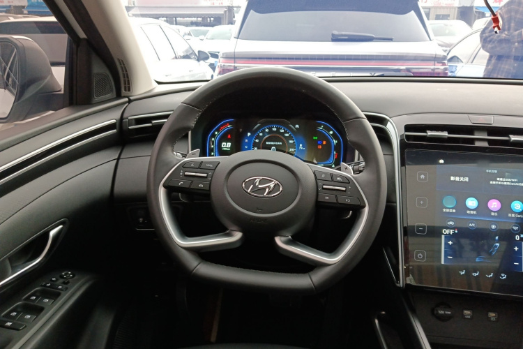 现代 2023款 途胜L 1.5T 自动两驱GLX精英版局部细节13