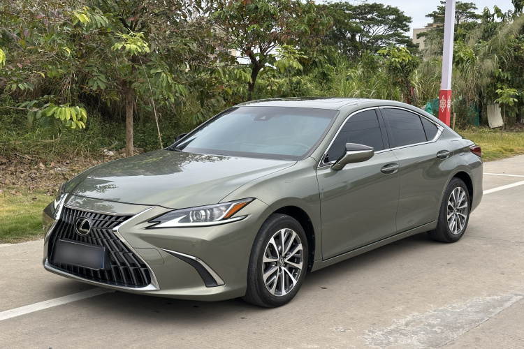 雷克萨斯ES 2021款 200 卓越版车身外观1