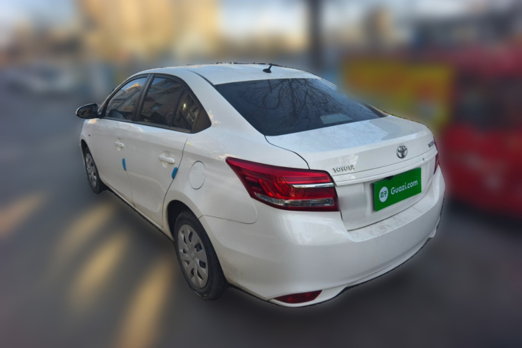 丰田 威驰 2019款 1.5L CVT创行版车身外观5