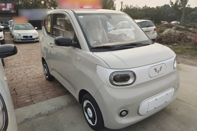 五菱汽车 宏光MINIEV 2024款 第三代 215km 青春版车身外观3