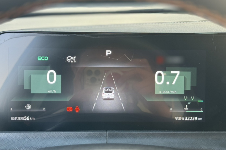 长安UNI-T 2022款 1.5T 运动版 尊贵型局部细节14