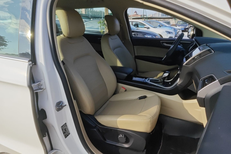 福特 锐界 2018款 EcoBoost 245 两驱精锐型 5座 国V局部细节41