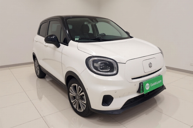 零跑汽车 零跑T03 2021款 400豪华版车身外观3