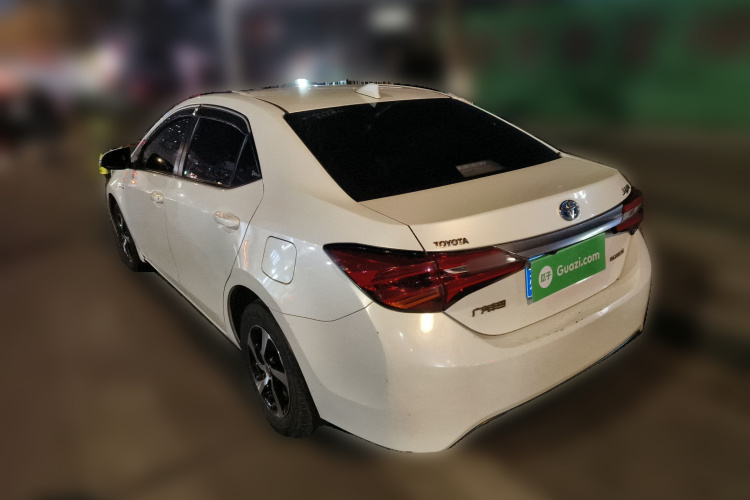 丰田 雷凌 2017款 改款双擎 1.8H GS E-CVT精英天窗版 国V车身外观5