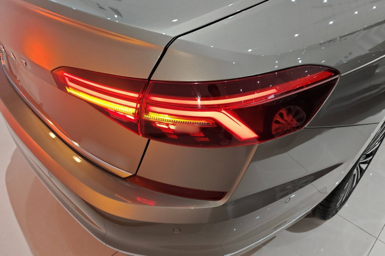 大众 帕萨特 2020款 380TSI 旗舰版 国VI车身外观6006