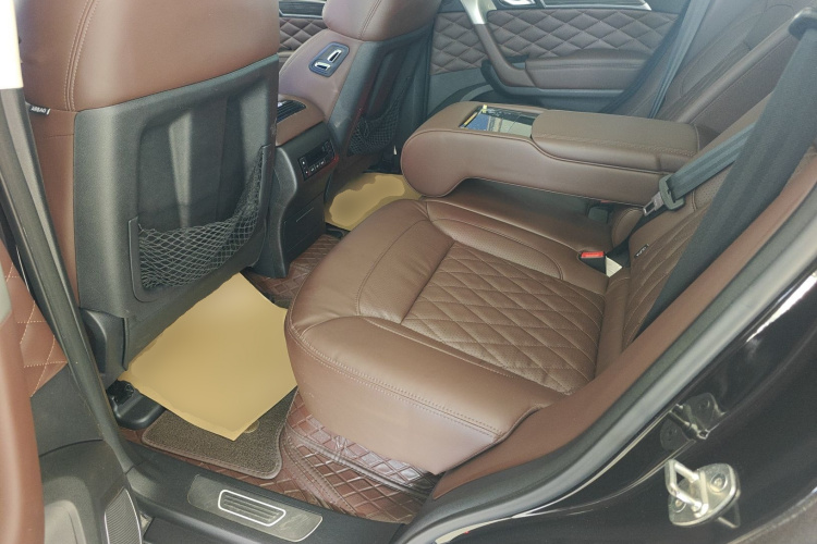 哈弗H9 2020款 2.0T 汽油四驱尊享型 5座中控内饰21