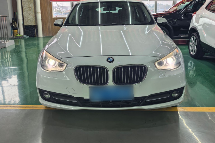 宝马5系GT 2014款 528i 领先型车身外观6001