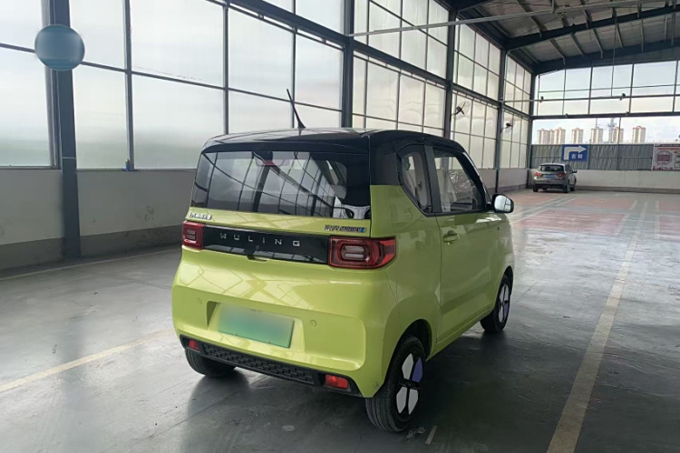 五菱汽车 宏光MINIEV 2022款 马卡龙缤纷款 三元锂车身外观6005