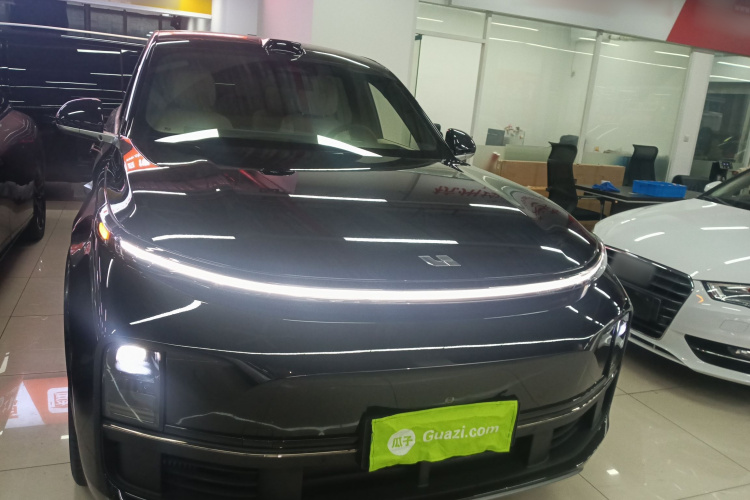理想汽车 理想L9 2024款 Ultra车身外观2