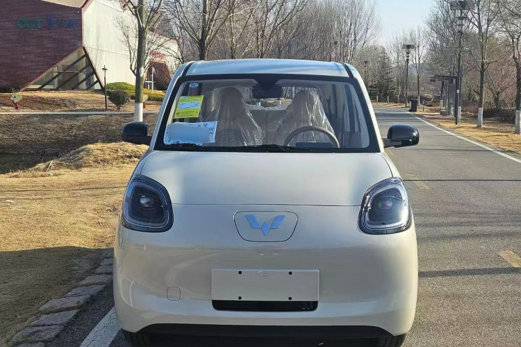 五菱汽车 宏光MINIEV 2025款 四门版 进阶款车身外观6002