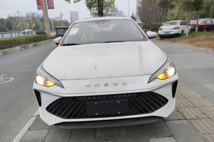 荣威i5 2026款 1.5L CVT豪华版车身外观2