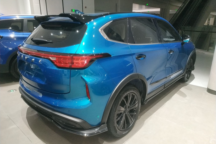 哈弗赤兔 2021款 激擎版 1.5T 黄金兔车身外观7