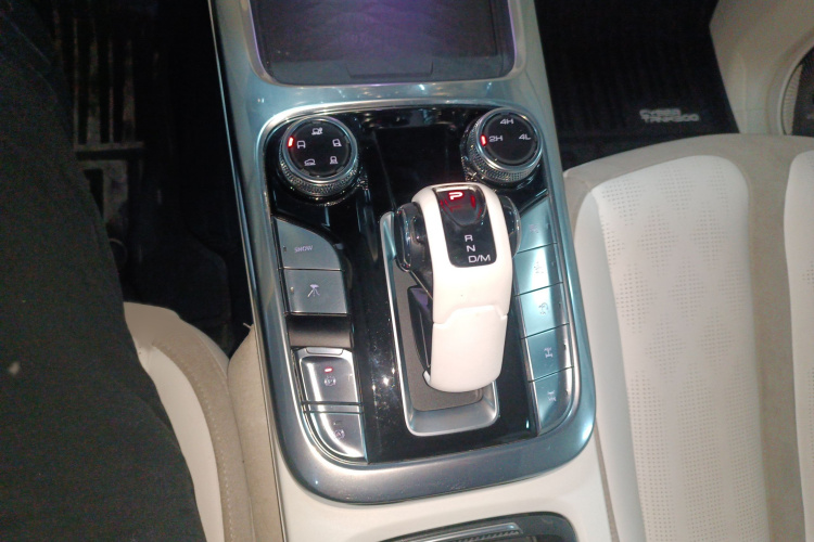 超境汽车 共创坦克300 2021款 2.0T 赛博坦克局部细节18