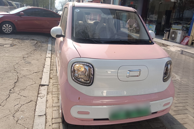 奔腾小马 2026款 222km 炫彩马车身外观2