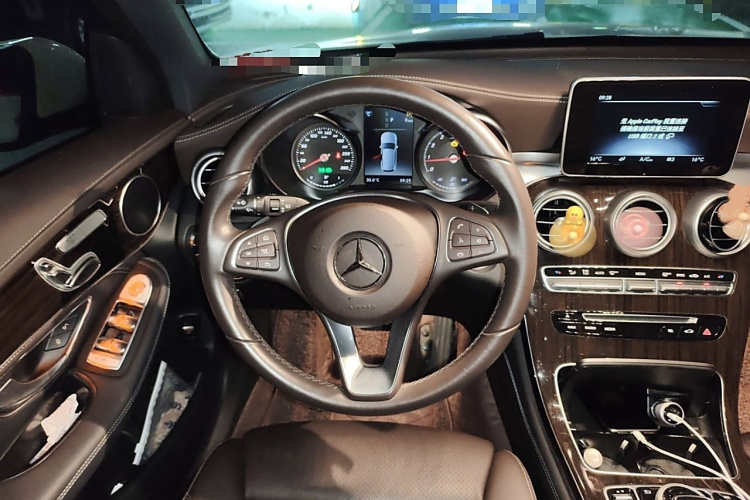 奔驰GLC 2019款 GLC 260 L 4MATIC 动感型局部细节13