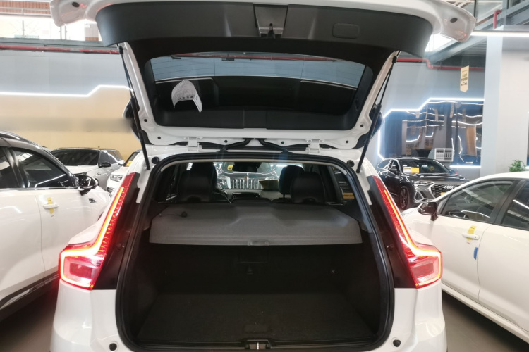 沃尔沃XC40 2020款 T3 智行时尚版局部细节23