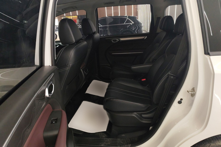 广汽传祺 传祺M6 2023款 PRO 270T DCT尊享版中控内饰7004