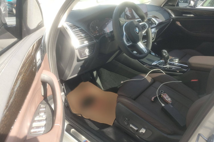 宝马X3 2020款  xDrive28i M运动套装局部细节19