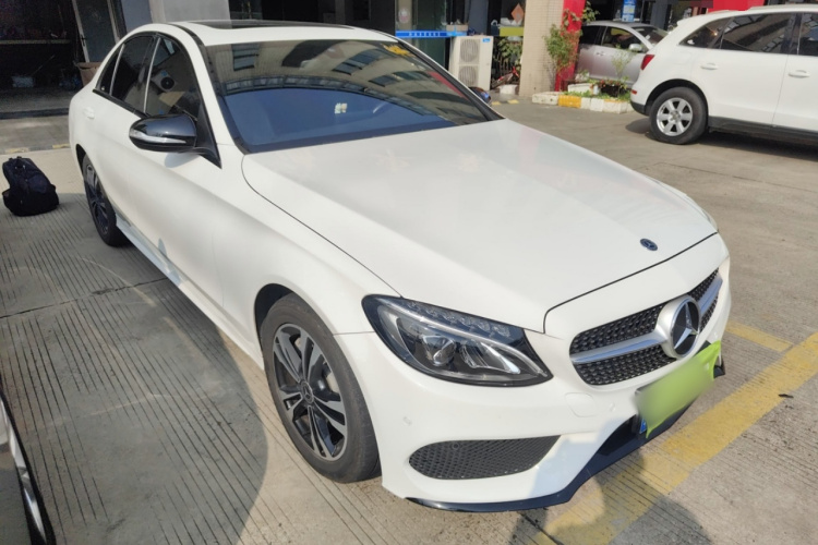 奔驰C级 2018款 C 200 运动版车身外观6002