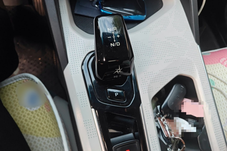 吉利汽车 帝豪L HiP 2022款 1.5TD-DHT Pro 100KM Super 迅局部细节18