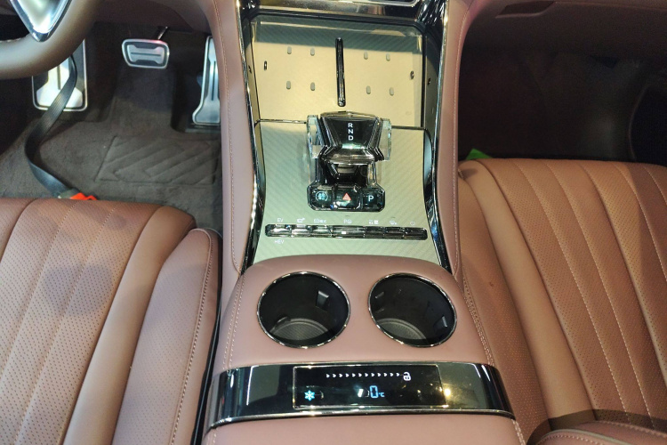 腾势Z9GT 2024款 1100四驱Max首发版局部细节18