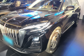 红旗HS3 2023款 1.5T 两驱善为版