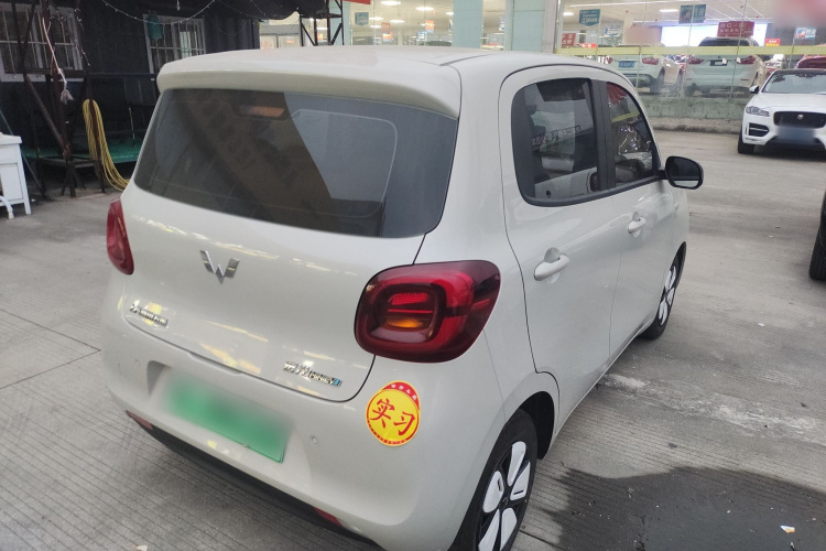 五菱汽车 宏光MINIEV 2025款 四门版 进阶款车身外观7