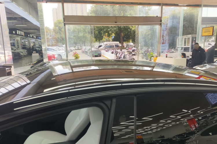 特斯拉 Model Y 2022款 改款 后轮驱动版局部细节57