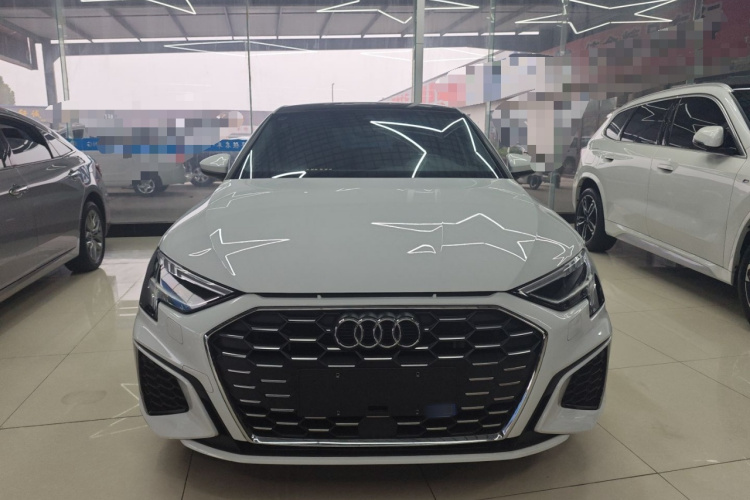 奥迪A3 2024款 A3L Limousine 35 TFSI 时尚运动型车身外观6001