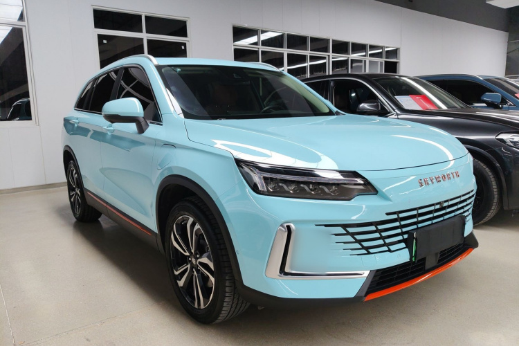 创维汽车 创维HT-i 2022款 1.5L PHEV 205KM 智远版Plus车身外观3