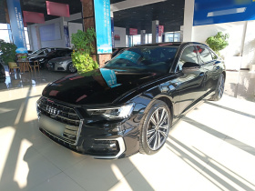 奥迪A6L 2024款 45 TFSI quattro 臻选动感型