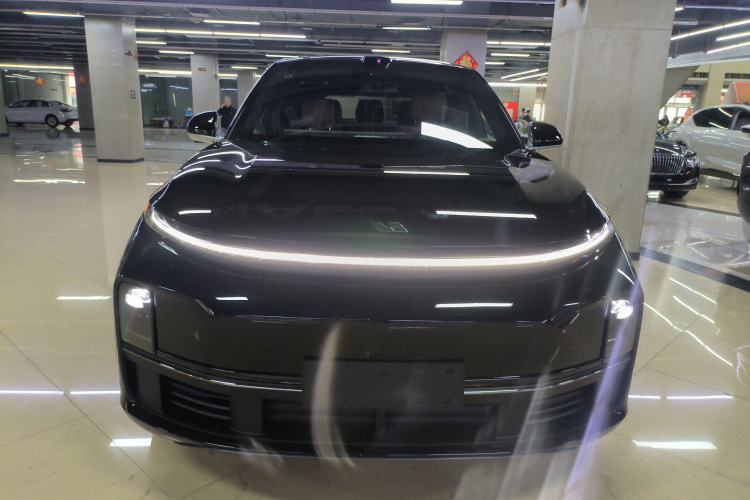 理想汽车 理想L7 2025款 Ultra 智能焕新版车身外观6001