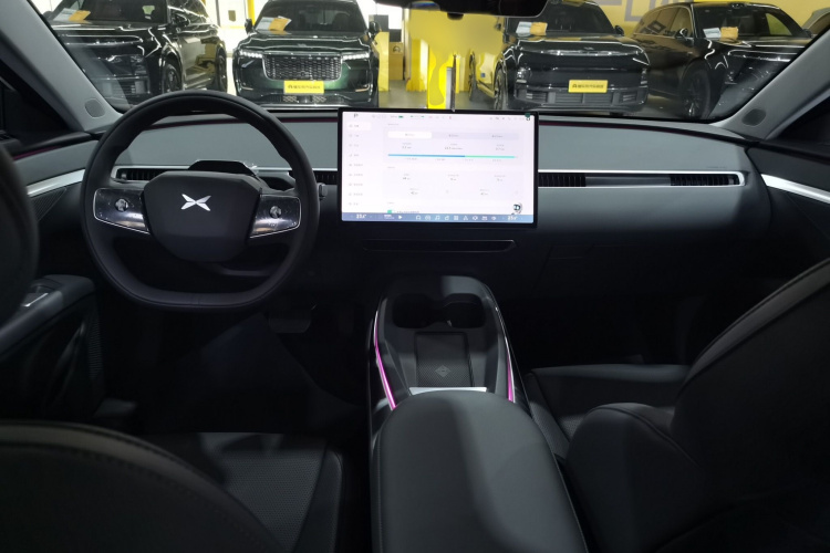 小鹏MONA M03 2025款 515 长续航 Plus中控内饰7002