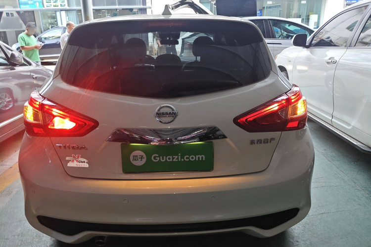 日产 骐达TIIDA 2021款 1.6L CVT智行版车身外观6004