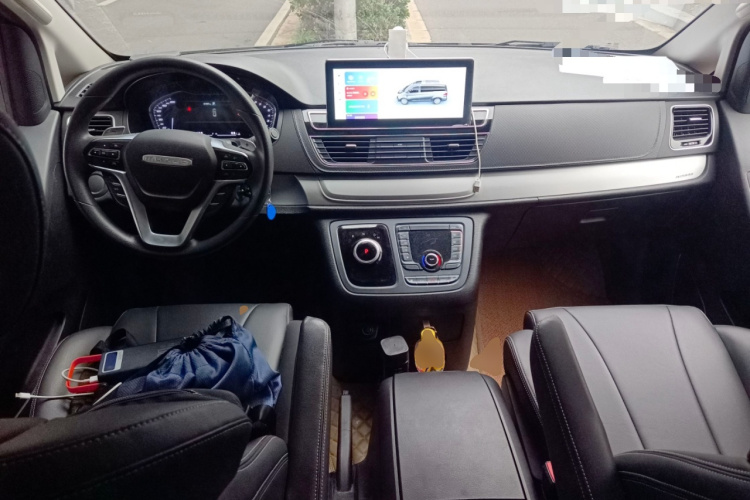 上汽大通MAXUS 大通G20 2023款 改款 ES 2.0T 汽油自动超值版中控内饰12