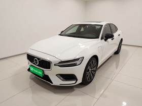 沃尔沃S60新能源 2021款 T8 E驱混动 四驱智逸豪华版