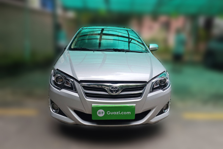 丰田 花冠 2013款 1.6L 自动豪华版车身外观6001