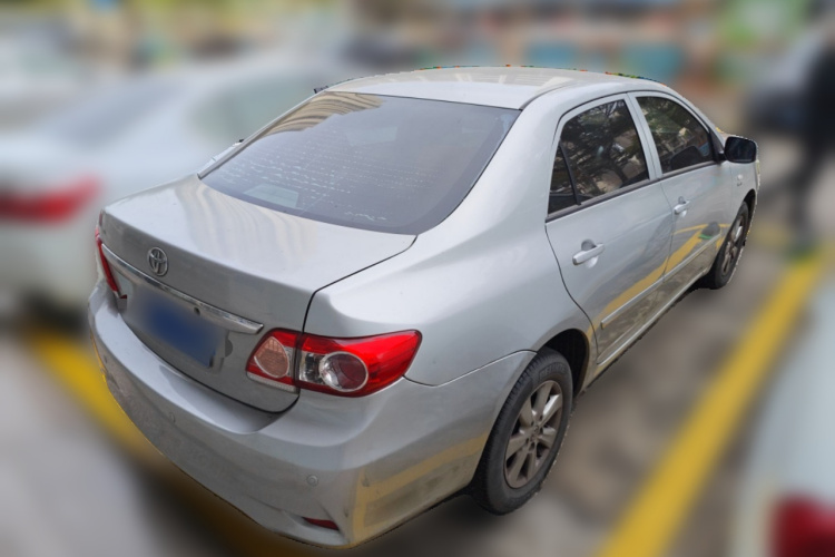 丰田 卡罗拉 2011款 1.6L 自动GL车身外观6005