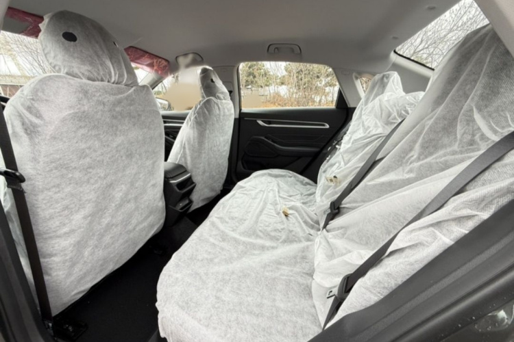 吉利汽车 帝豪 2026款 第4代 400万纪念款 1.5L 手动超越型中控内饰7003