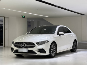 奔驰A级 2019款 A 180 L 运动轿车