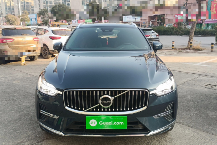 沃尔沃XC60 2023款 B5 四驱智远豪华版车身外观2